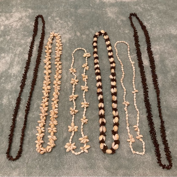 6 1970’s Vintage Hawaiian 🌺 Lei necklaces cowry shells and apple seeds. - Picture 2 of 2